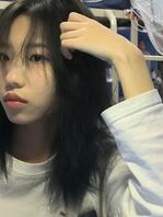 十堰某类大学两个学生，有人认识吗2