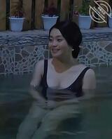 杨晓燕泡温泉美照​​​​0