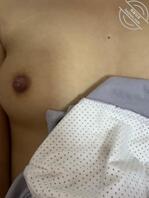 偷偷潜入哥哥的卧室0