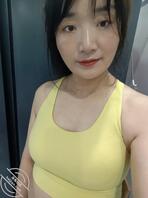 亲妈刘晓娜是野爹们的专属性奴隶，供野爹随意内射的骚货肉便器2