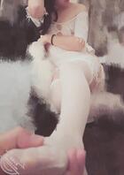 新战袍到货，老婆很配合，今天是让她看着返图的照片直接内射2