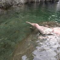 带老婆户外露出裸泳<3>1