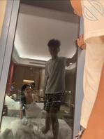 求求你们操烂我的母猪妈妈吧2