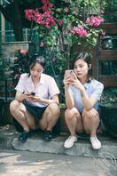 (原创)乖女儿带着闺蜜一起玩户外1