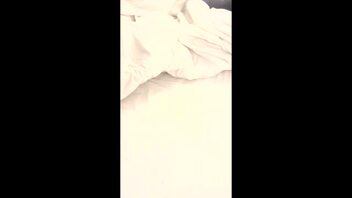 164【乱伦原创】嫂子被黑屌操到高潮痉挛，一股白浆从淫穴里冒出