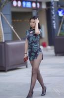 上班偷拍楼上公司丝袜美女