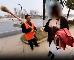 故意穿着风骚的情趣服户外各种勾引路人 0