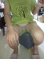 搬运，夏日女性的走光