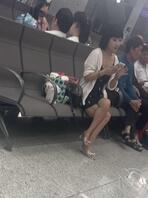 （73）跟拍短裙性感高跟凉鞋美骚货0