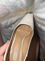 骚妈的臭脚高跟鞋跟大奶子有人喜欢吗1