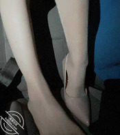 （金币贴）和极品漂亮姐姐体验野外车震外面人来人往属实刺激1