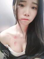 厦门上班的骚逼，背着老公约过好多男人，技术一流，淫荡到极致