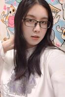 反差的骚母狗眼镜婊子