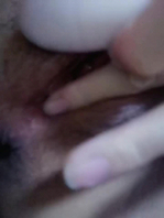 给大家看看老婆高潮过后的骚逼