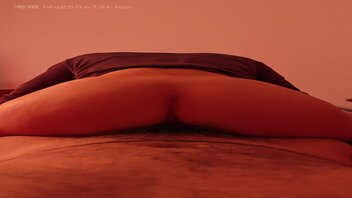 嫂子的大屁股把我整根吞没