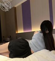 分享肤白貌美大长腿反差小女友11