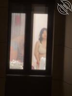 对面刚结婚的小少妇0