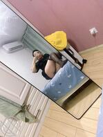 肥臀丁字裤骚货自拍欣赏0