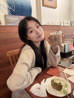 身边的极品白嫩清纯小母狗0