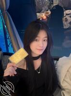 身边的极品白嫩清纯小母狗1