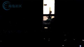 阳台偷看对面正妹露奶 4