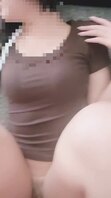 （原创）跟朋友老婆偷情朋友打来电话，他老婆接着电话晃动屁股让我抽插