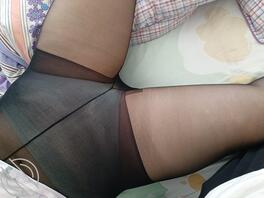 骚逼老婆穿丝袜了，后入屁股弹力真大，水也多1