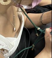 地铁偷拍美女走光 分享篇1