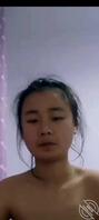 刚成年妹妹的自拍2