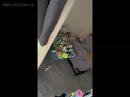 6.偷拍女邻居洗澡后的日常，小骚货居然喜欢不穿内裤。