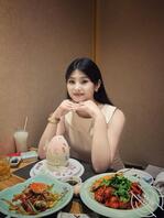 欣欣这一身应该给谁看呢0