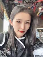 大脸盘子骚逼求操2