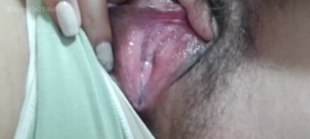 江苏骚货前台2 男朋友不在让我看逼