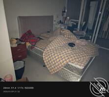 潜入隔壁小姐姐的房间0