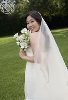 分享骚妈老婆婚纱照 有没有想操我熟女母狗老婆的