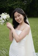 分享骚妈老婆婚纱照 有没有想操我熟女母狗老婆的1