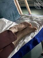 火车卧铺上的脚偷拍1