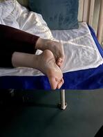 火车卧铺上的脚偷拍2