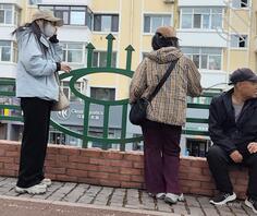 道外江边老头乐（这帮按摩的老逼都来了可惜没啥新人）