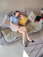 原创!趁妈妈午休时插进了她的馒头穴,让妈妈夹着我的精液去上班,好刺激0