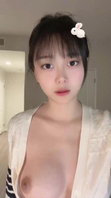 母狗手机里的小秘密！不是情侣，胜似情侣，下班我们就温存，母狗会帮我按