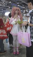 抄底无内白丝coser0
