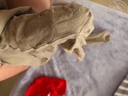 真实妈妈的骚内裤  每一条都遗留了我的精子，就是操不到