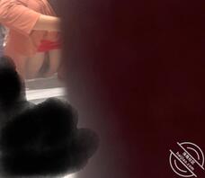 昨晚偷拍大嫂成功，今年45了保养的怎么样？1