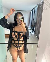 骚母狗饥渴难耐到处发情