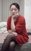 离婚后妈妈变得越来越不正常，是不是被威胁控制了？1