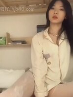 骚骚的18岁小表妹