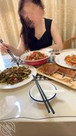【妹妹日记25】妹妹突然改变主意，要请我去饭店表示感谢，饭后约好去宾馆2