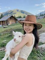 反差眼镜婊 请各位主人给我的骚穴 狗脸 奶子 评分和辱骂谢谢各位野爹了2