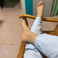 如何引导自己异父异母的亲妹妹和自己心甘情愿乱伦！1